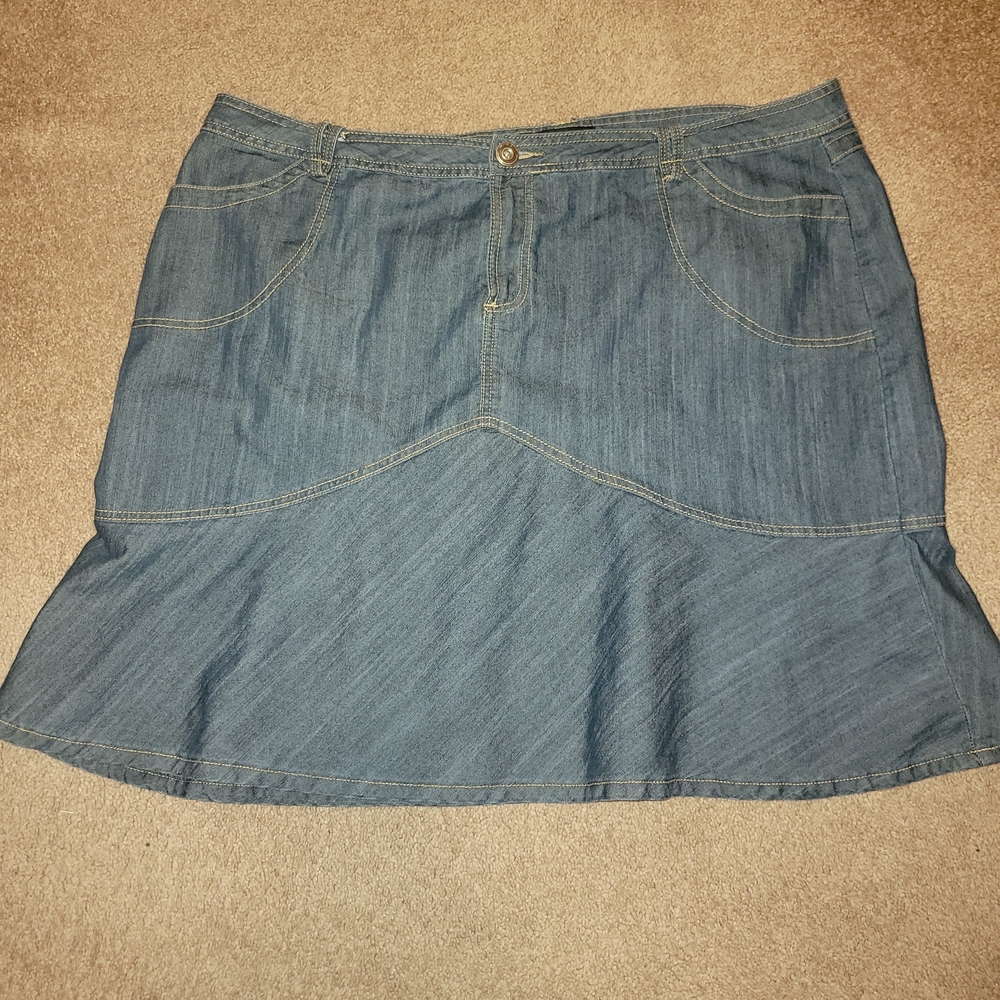 Denim Blue Women's Skirt With Back Pockets